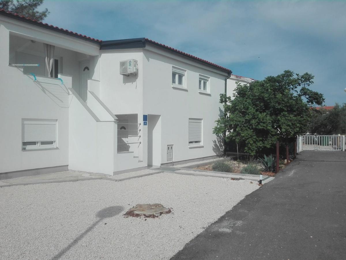 Apartman Bunaric Vir Εξωτερικό φωτογραφία